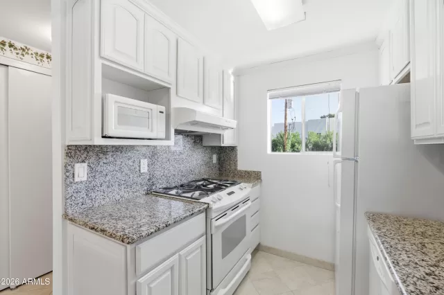 MLS: 6973450 Condo For Sale