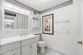 Photo #2: 6973450 Listing 