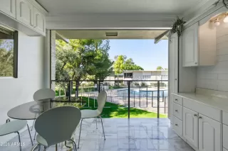 Photo #4: 6973450 Listing 