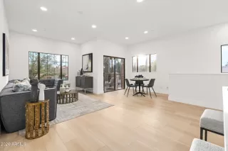 Photo #1: 6973492 Listing