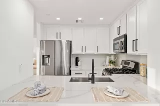 Photo #5: 6973492 Listing