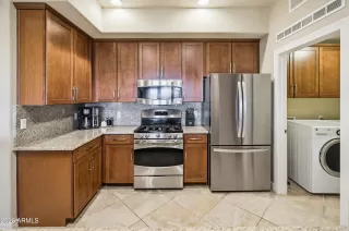 Photo #6: 6973549 Listing