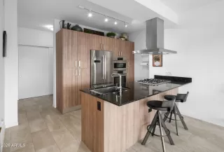 Photo #3: 6973588 Listing