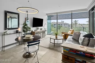 Photo #6: 6973588 Listing