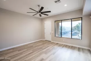 Photo #5: 6973636 Listing