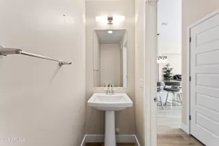 Photo #6: 6973720 Listing