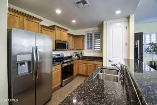 Photo #5: 6973776 Listing 