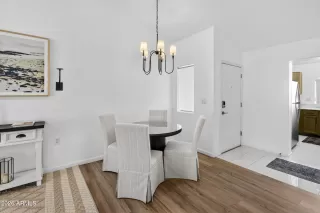 Photo #6: 6973829 Listing