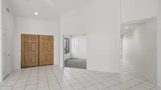 Photo #6: 6973830 Listing