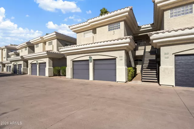 MLS: 6973931 Condo For Sale