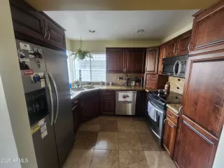 Photo #2: 6974057 Listing 