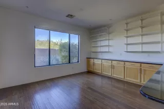 Photo #5: 6974088 Listing