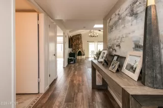 Photo #4: 6974161 Listing