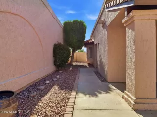 Photo #3: 6974218 Listing