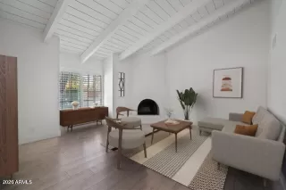 Photo #1: 6974272 Listing