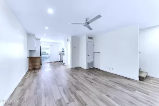 Photo #3: 6974288 Listing 