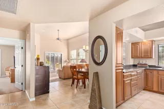 Photo #5: 6974321 Listing 