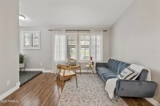 Photo #5: 6974492 Listing 