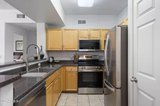 Photo #4: 6974521 Listing