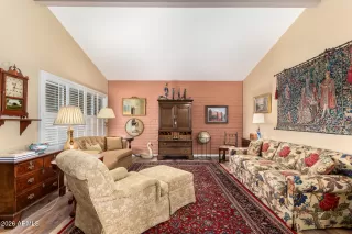 Photo #2: 6974527 Listing