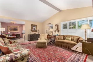 Photo #5: 6974527 Listing