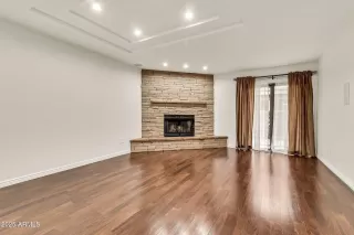 Photo #1: 6974582 Listing 