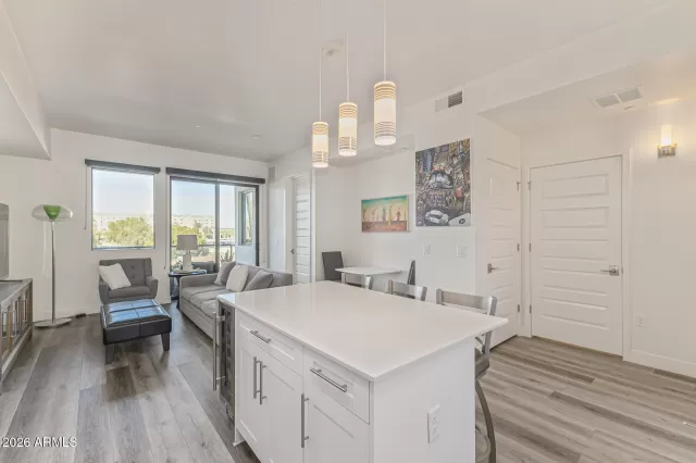 MLS: 6974597 Condo For Sale