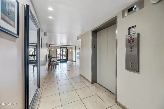 MLS: 6975013 Condo For Sale