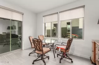 Photo #6: 6975340 Listing 