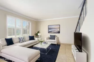 Photo #5: 6975478 Listing 