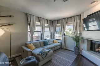 Photo #2: 6975886 Listing 