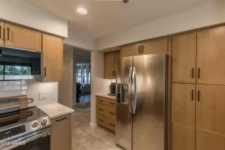 Photo #6: 6975886 Listing 