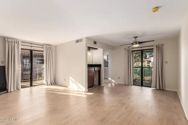 MLS: 6975896 Condo For Sale