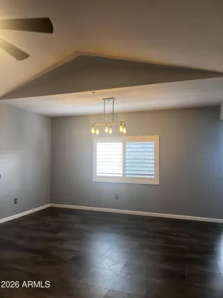 Photo #6: 6975999 Listing