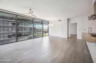 Photo #4: 6976005 Listing 