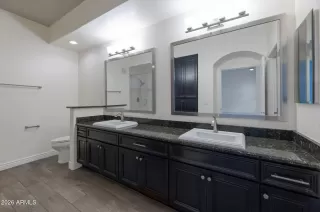 Photo #4: 6976043 Listing 