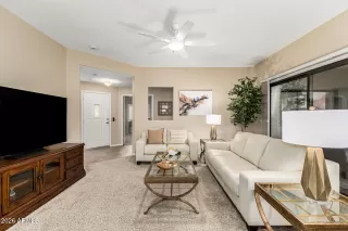 Photo #2: 6976252 Listing 