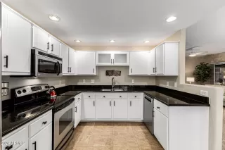 Photo #4: 6976252 Listing 