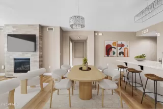 Photo #5: 6976298 Listing