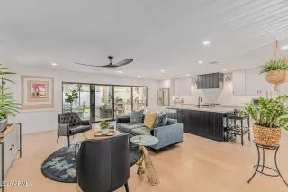 More Details about MLS # 6976309 : 7845 E VISTA DRIVE