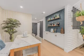 Photo #6: 6976309 Listing 