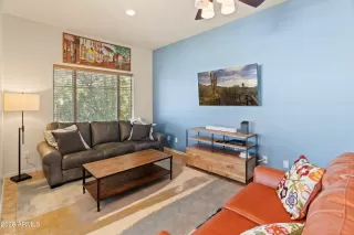 Photo #6: 6976362 Listing 