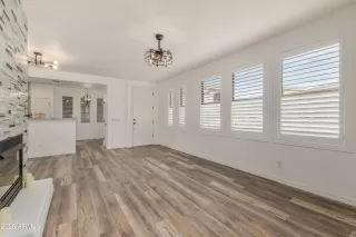 Photo #6: 6976477 Listing 