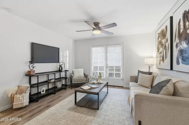 MLS: 6976542 Condo For Sale