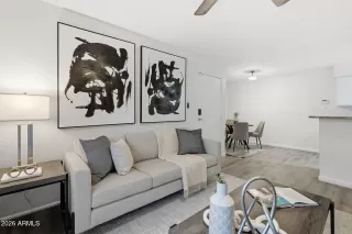 Photo #1: 6976542 Listing