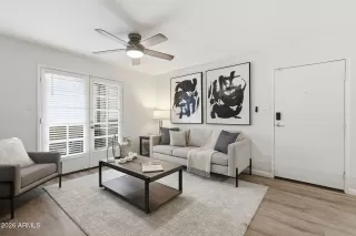 Photo #2: 6976542 Listing