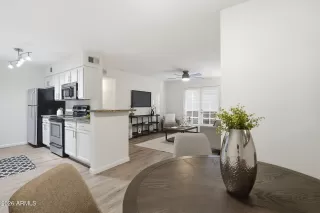 Photo #3: 6976542 Listing