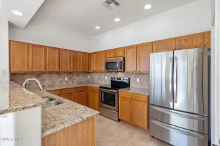 Photo #6: 6976552 Listing 