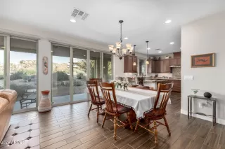 Photo #5: 6976610 Listing