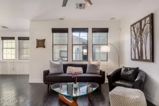 Photo #5: 6976661 Listing 